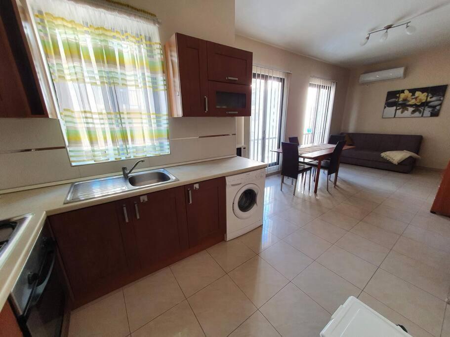 Sea Views Apartment-Wifi-Sleep 5 มาร์ซาสคาลา ภายนอก รูปภาพ